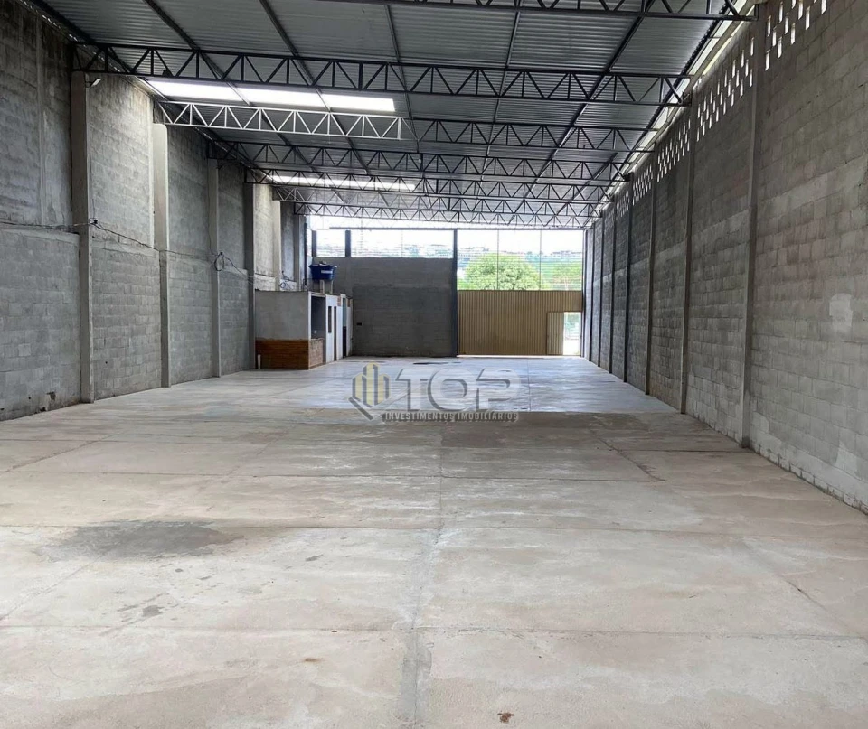 Imagens do imóveis GALPÃO PARA LOCAÇÃO - BAIRRO SANTANA