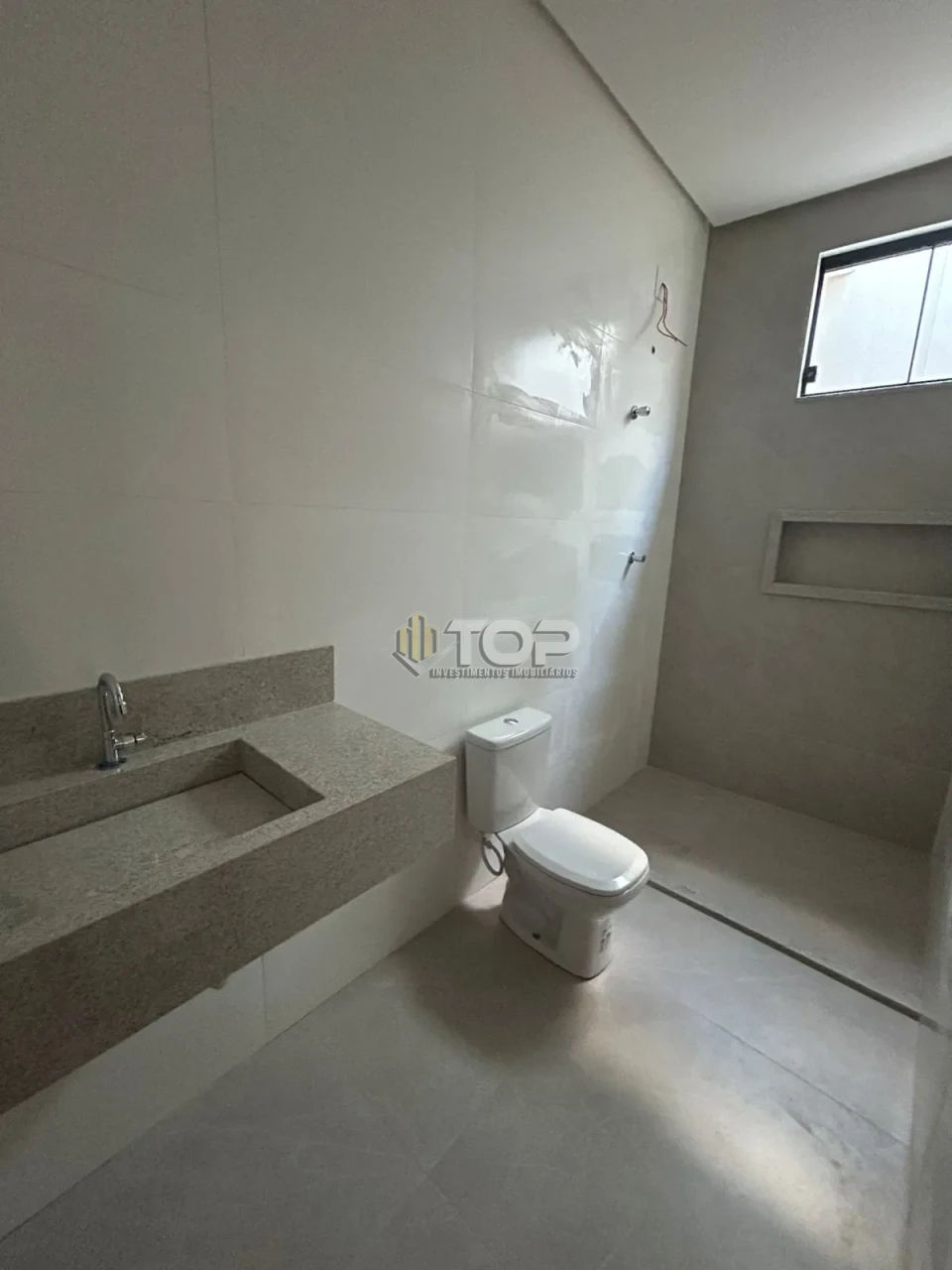 Imagens do imóveis CASA A VENDA - VILA REAL