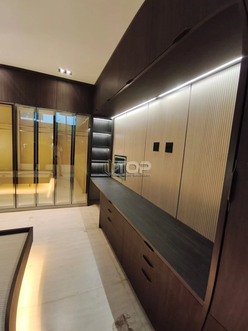 Imagens do imóveis CASA A VENDA - CONDOMINIO SOLARE