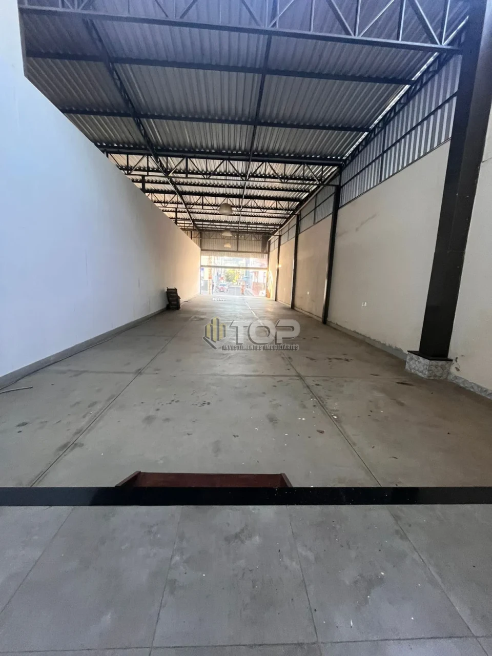 Imagens do imóveis GALPÃO PARA LOCAÇÃO- BARRA