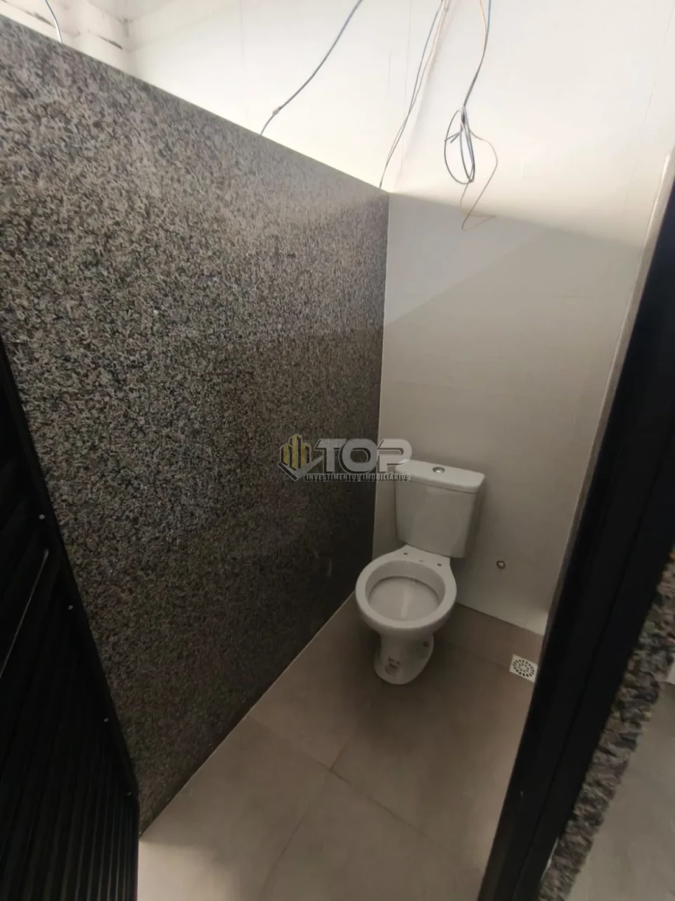 Imagens do imóveis LOJA PARA VENDA OU LOCAÇÃO - BARRA
