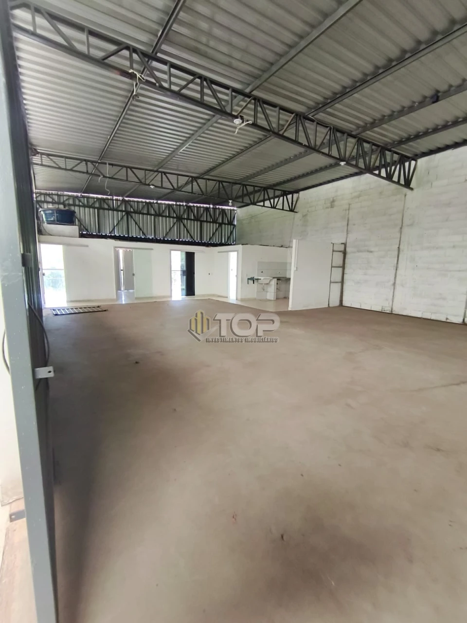 Imagens do imóveis GALPÃO PARA LOCAÇÃO JOSÉ CIRILO