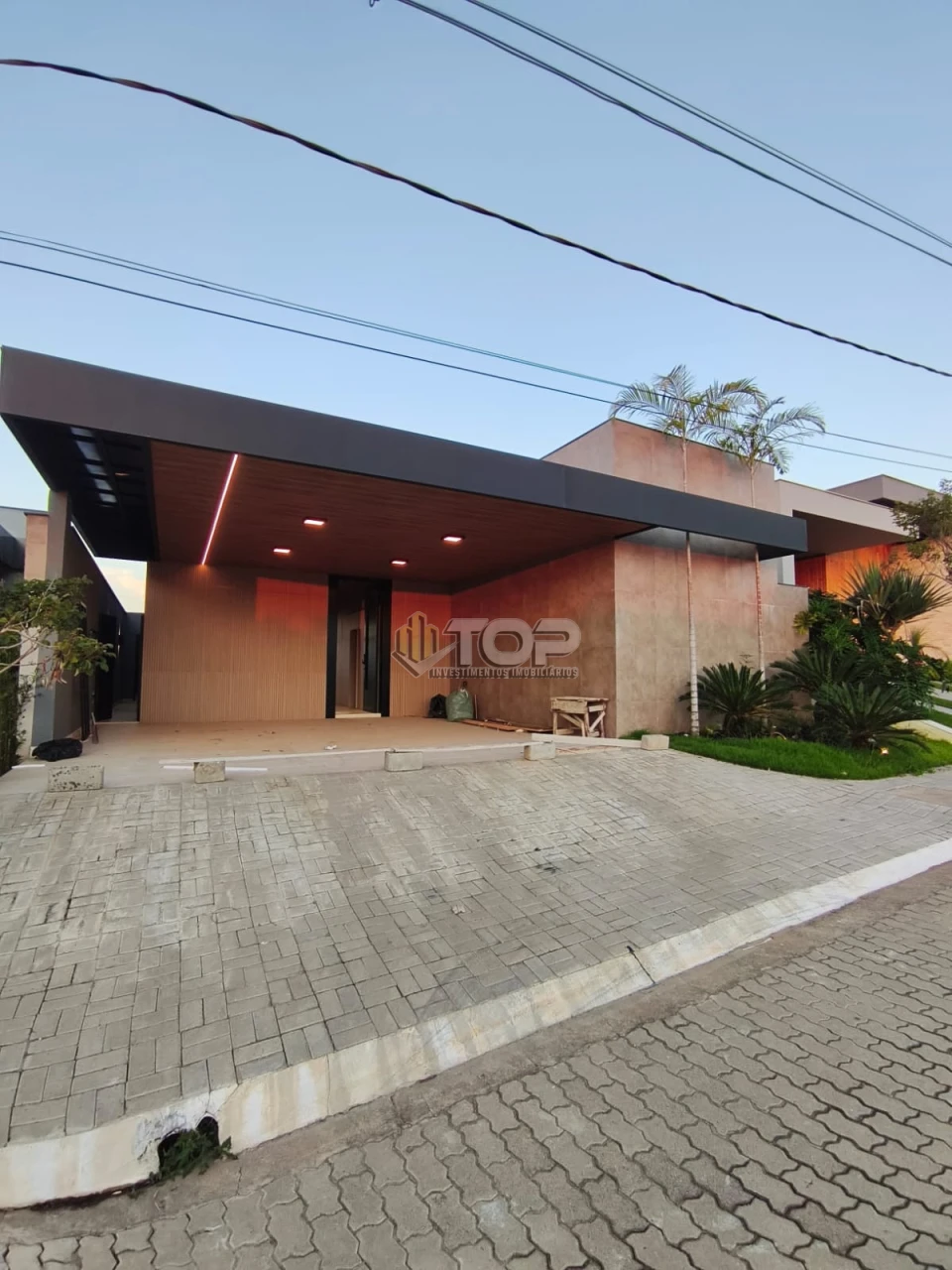 Imagens do imóveis CASA A VENDA - CONDOMINIO SOLARE