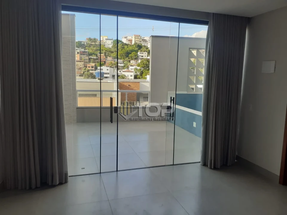 Imagens do imóveis TRIPLEX  a venda Vila Real