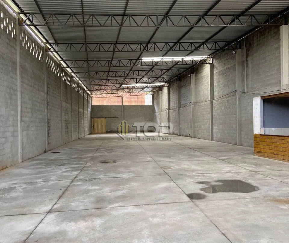 Imagens do imóveis GALPÃO PARA LOCAÇÃO - BAIRRO SANTANA