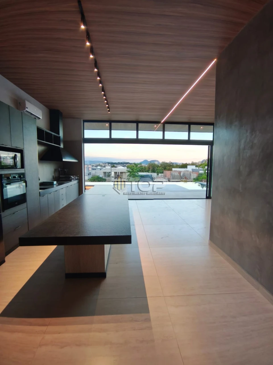 Imagens do imóveis CASA A VENDA - CONDOMINIO SOLARE