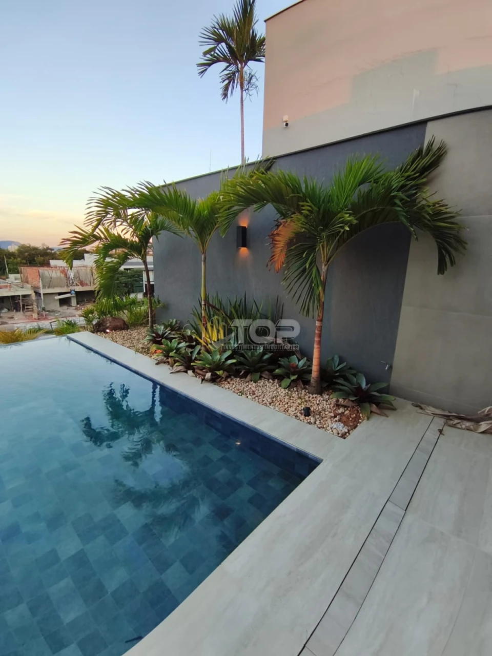 Imagens do imóveis CASA A VENDA - CONDOMINIO SOLARE