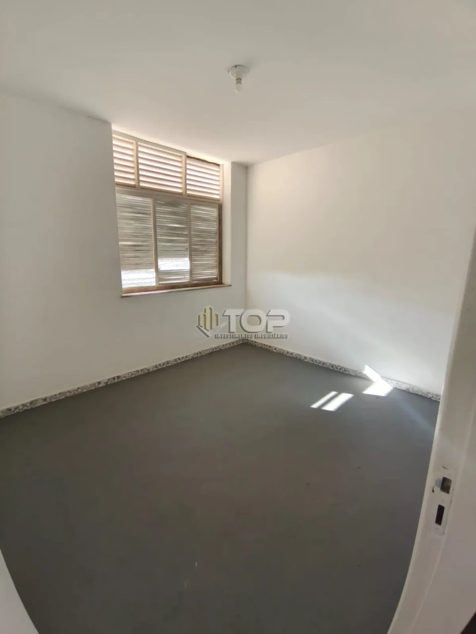 Imagens do imóveis Apartamento para locação- BARRA