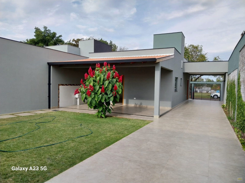 Casa à venda