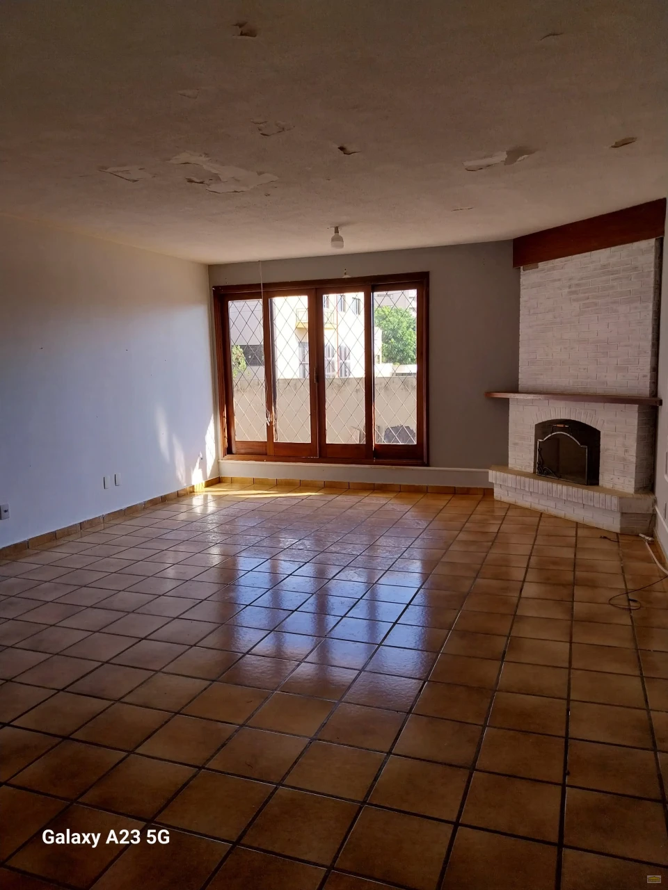 Casa Comercial/Residencial