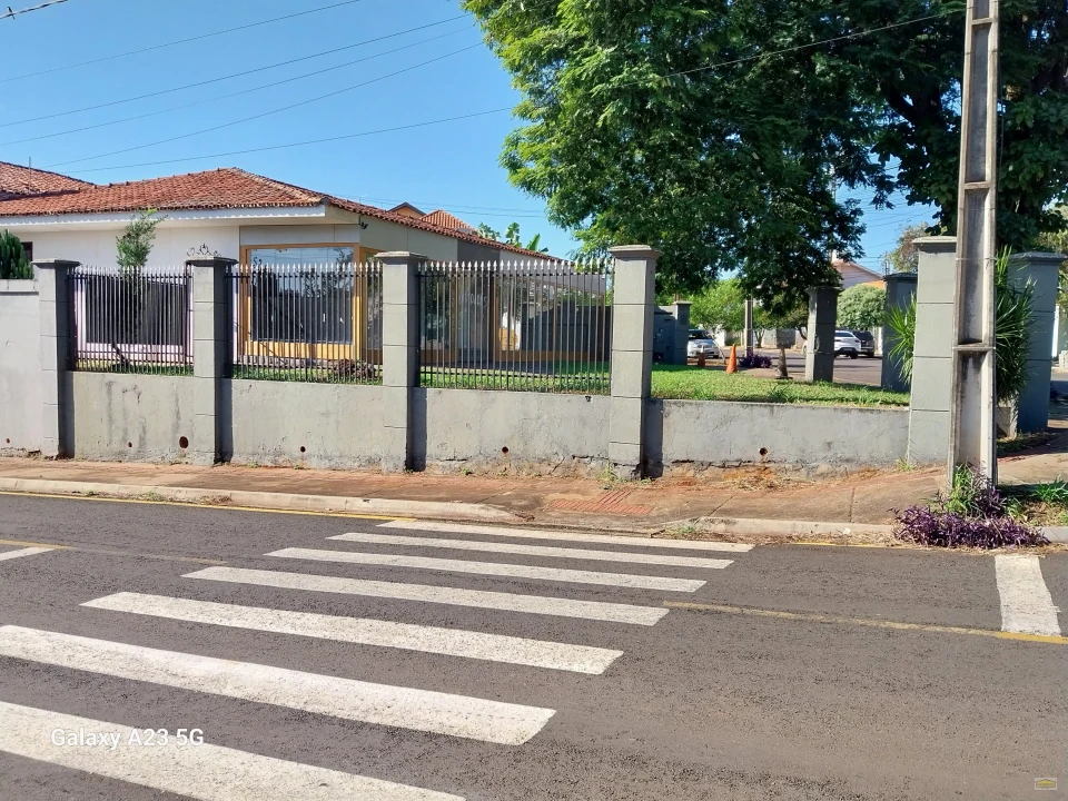 Casa Comercial/Residencial