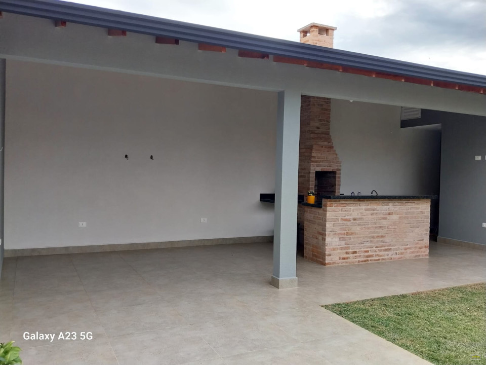 Casa à venda