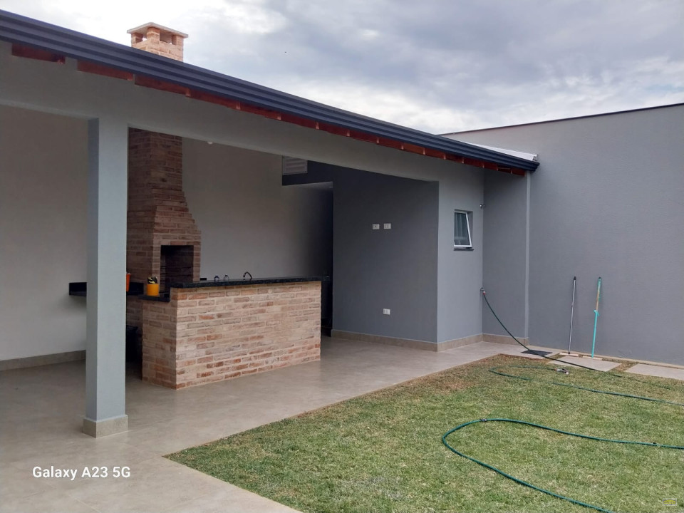 Casa à venda