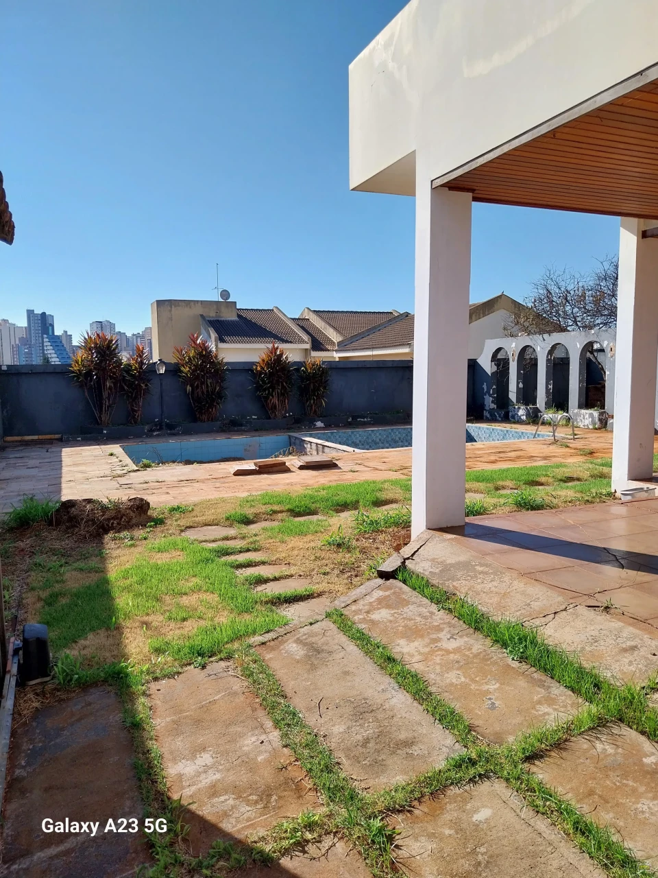 Casa Comercial/Residencial