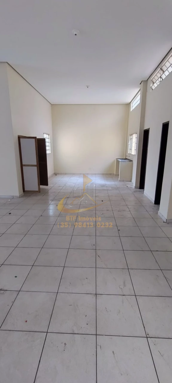 Imagens do imóveis IMOVEL COMERCIAL LOCAÇÃO   COMODO 200 MTS 2 BANHERIOS, COZINHA E COMODO DEPOSITO