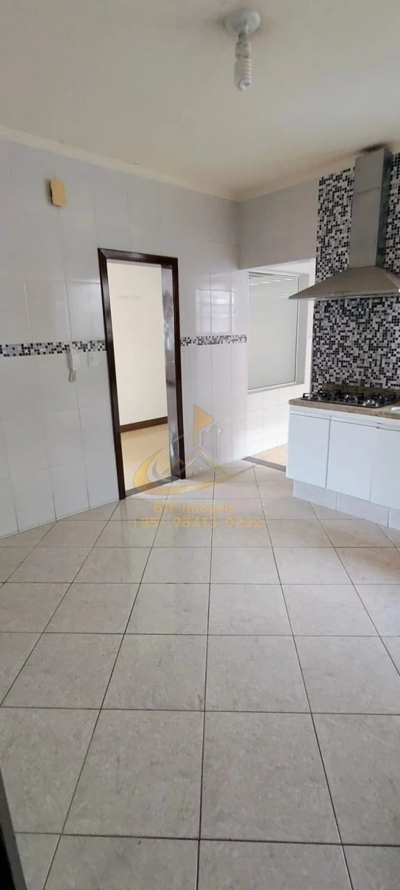 Imagens do imóveis APTO LOCAÇAO CENTRO 3 QUARTOS SALA COZINHA,02 BANH AREA SERV E DEP/ SEM GARAGEM