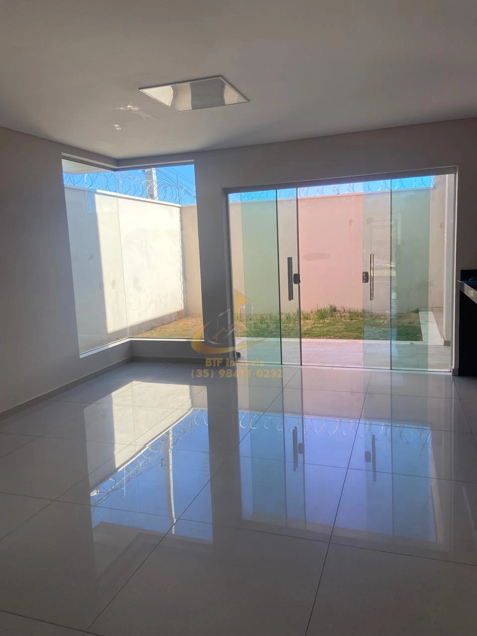 Imagens do imóveis CASA LOCAÇÃO  2 VAGAS GARAGEM, 2 SALAS, COZINHA , AREA GOURMET,3 QUARTOS E SUITE