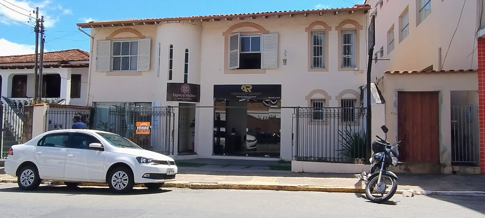 Imagens do imóveis CASA VENDA B.ARTUR BERNARDES  GARAGEM, PONTO COM, 04 QUARTOS SENDO 01 SUITE