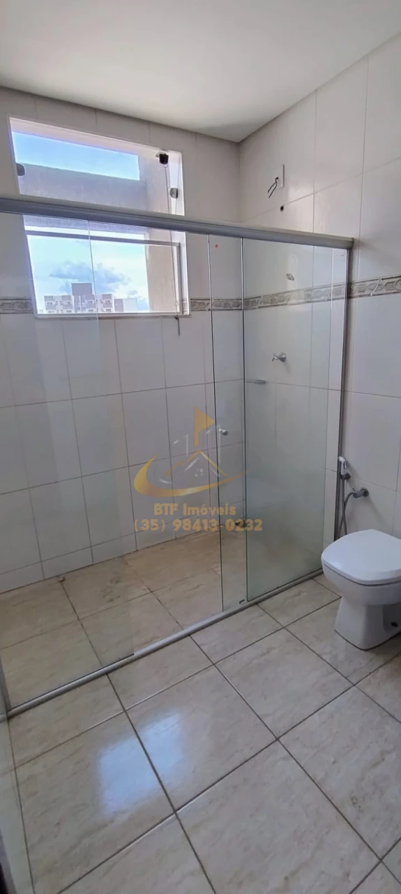 Imagens do imóveis APTO LOCAÇAO CENTRO 3 QUARTOS SALA COZINHA,02 BANH AREA SERV E DEP/ SEM GARAGEM