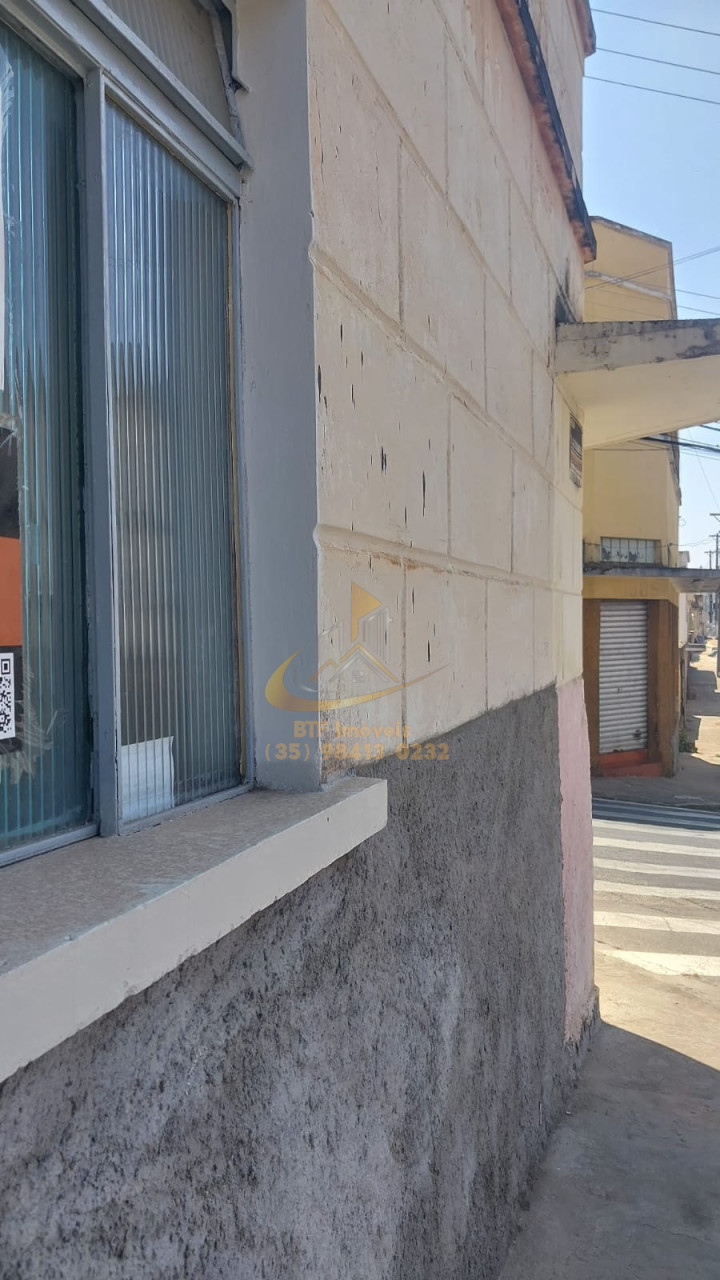 Imagens do imóveis CASA LOCAÇÃO VL S FRANCISCO 02 QUARTOS, SALA, COZINH,BANH. QUARTO DESP, GARAGEM