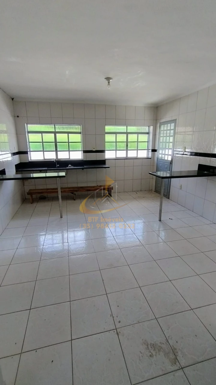 Imagens do imóveis CASA LOCAÇÃO JD GLORIA 3 QUARTOS, SALA, COZINHA, BANHEIRO, AREA SERV, QUINTAL,VARANDA, GARAGEM