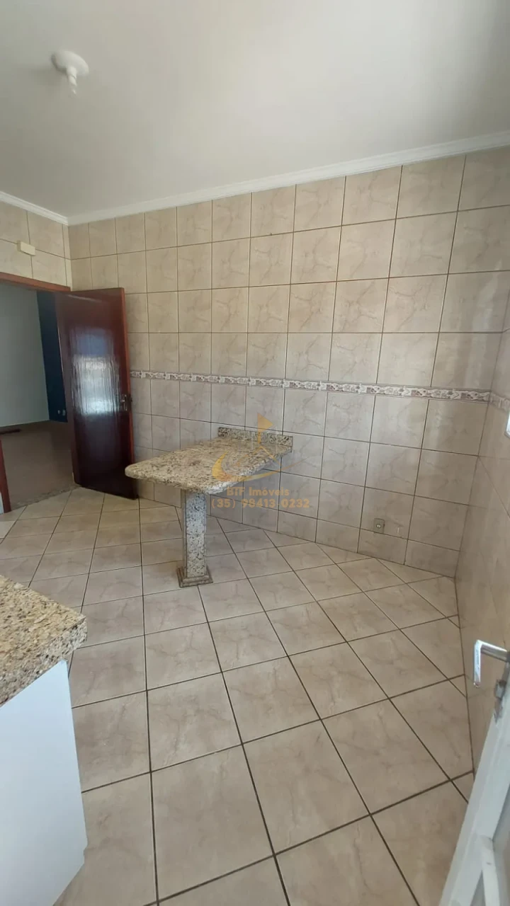 Imagens do imóveis casa  locação Bairro eldorado 3/4 um suite, sala,, copa, banh.social, cozinh, area gourmet, piscina. 2 vagas garagem