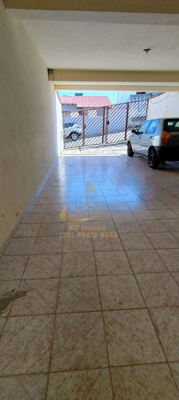 Imagens do imóveis casa  LOC CHACRINHA 03/04 sendo 1 suite, sala, cozinha, banh. area serv. garagem