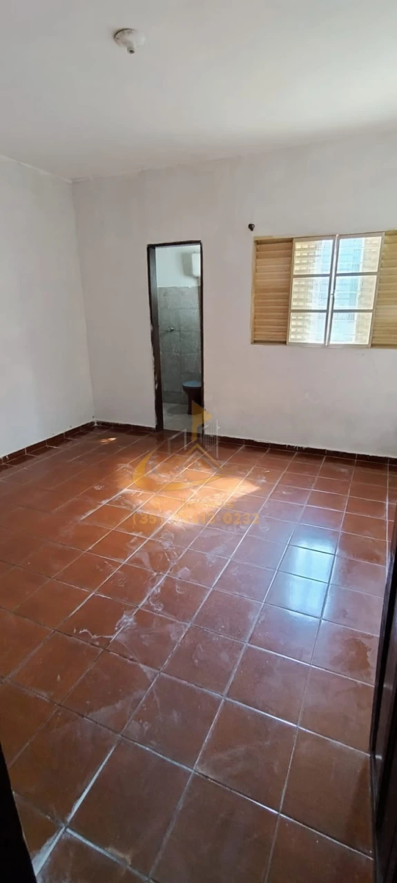 Imagens do imóveis CASA LOCAÇÃO  SALA, COPA , COZINHA, 2 QUARTOS SENDO 1 SUITE, QUIINTAL, GARAGEM , AREA SERV