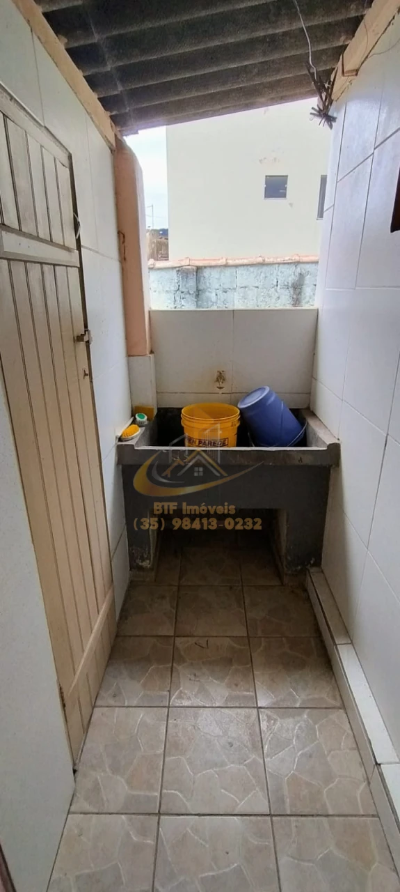 Imagens do imóveis CASA VENDA 2 SALAS 4 QUARTOSCOZINHA/COPA 2BANHAREASERV GARAGEM(ESCRT)2 BARRACOES