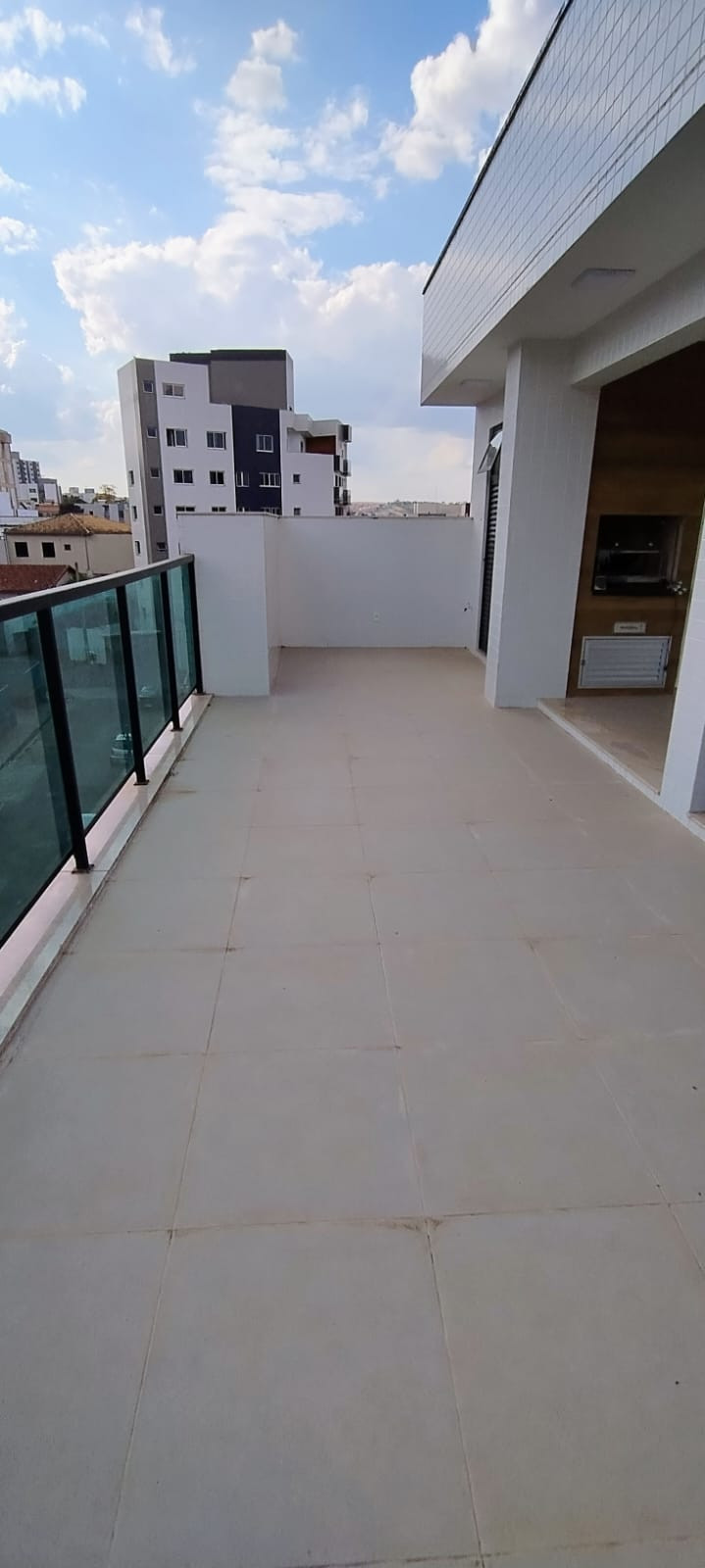 Imagens do imóveis APTO DUPLEX 128 MTS PROXIMO UFLA  03 QUARTOS SENDO 1 SUITE, TERRAÇO C CHURRASQUEIRA
