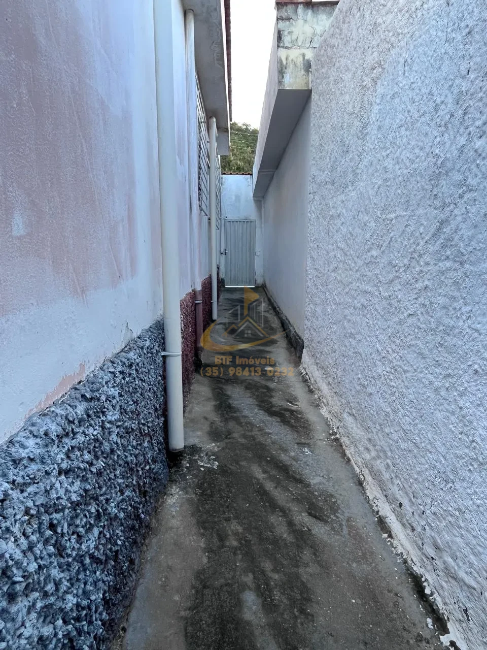 Imagens do imóveis CASA LOCAÇÃO 3/4 ( 1 SUITE C/CLOSET), SALA/COZINHA, BANHEIRO,QUINTAL,AREA SERVIÇO, 2 VAGAS GARAGEM