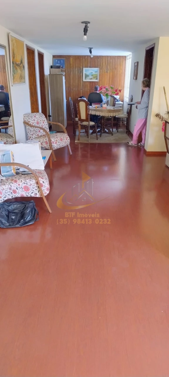 Imagens do imóveis casa venda Bairro Artur Bernardes 7quartos sendo 4 suites, varanda gourmet c churrasqueira,garagem,jardim