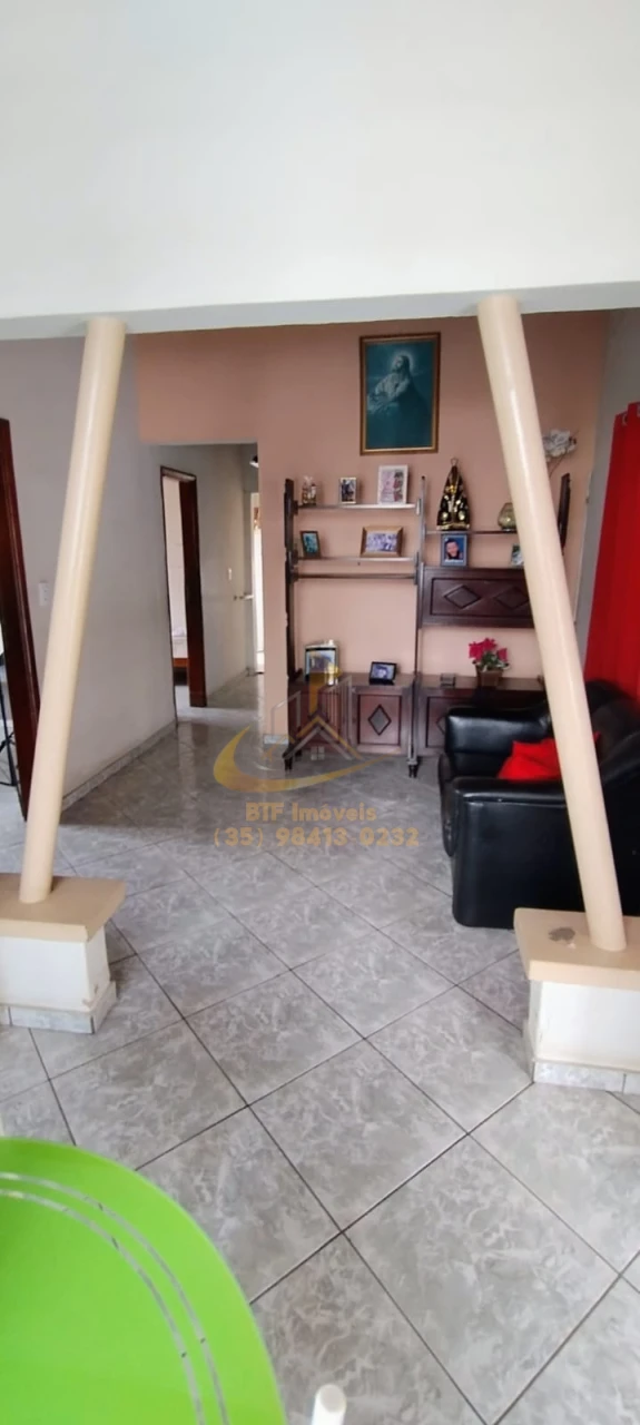 Imagens do imóveis CASA VENDA 2 SALAS 4 QUARTOSCOZINHA/COPA 2BANHAREASERV GARAGEM(ESCRT)2 BARRACOES