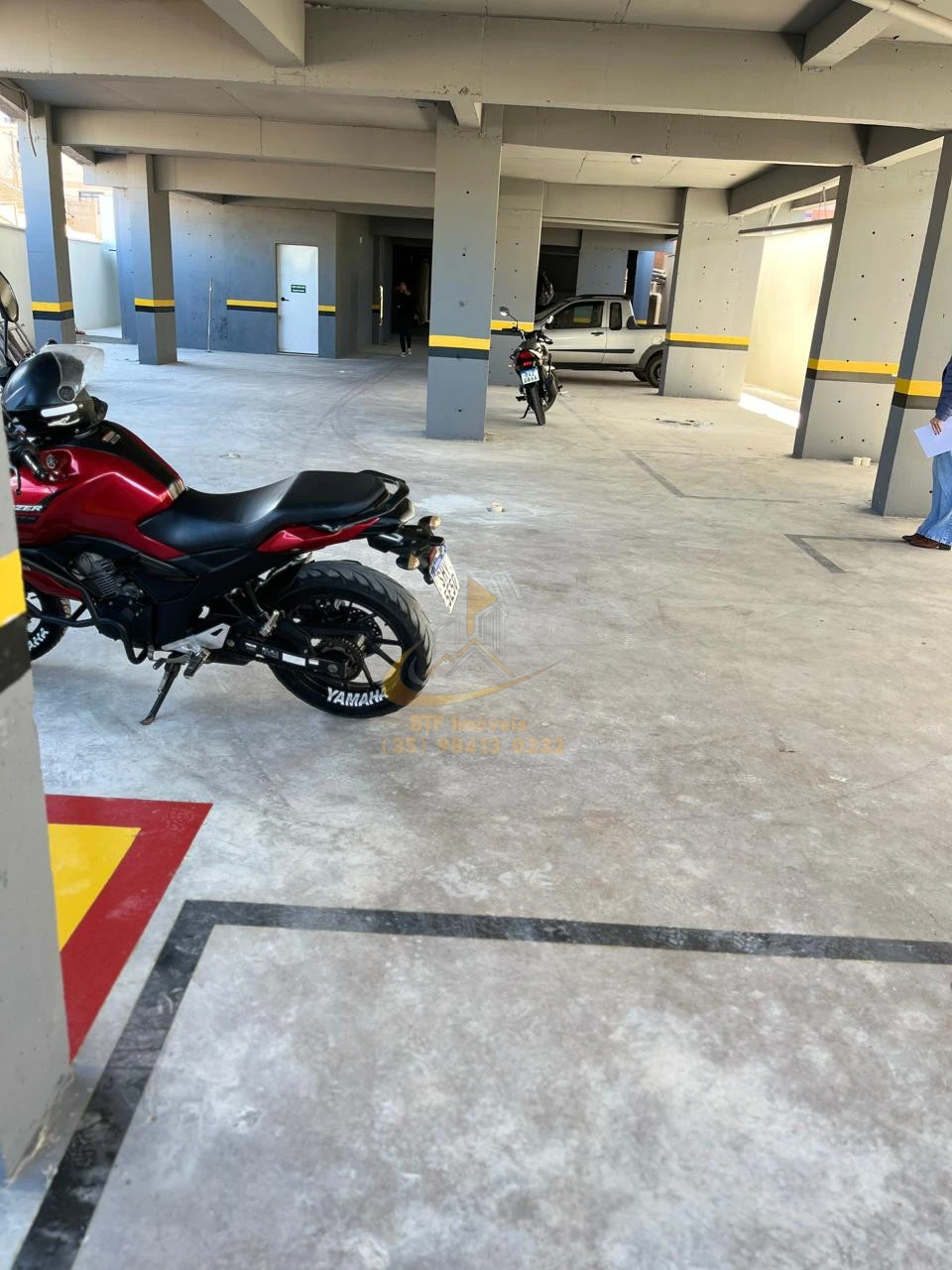 Imagens do imóveis STUDIO  LOCAÇAO  RES.COLIBRI,  CENTRO, 400 MTS DA UFLA