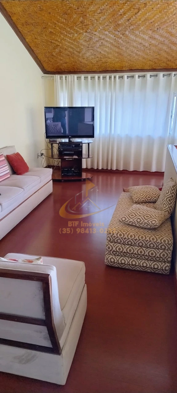 Imagens do imóveis casa venda Bairro Artur Bernardes 7quartos sendo 4 suites, varanda gourmet c churrasqueira,garagem,jardim