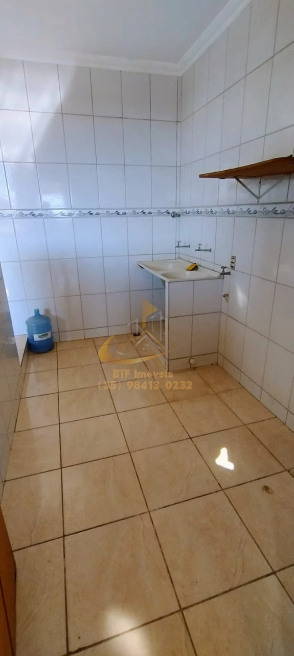 Imagens do imóveis APARTAMENTO  locação 05 quartos sendo 01 suite, 02 salas, varanda, area serv, garagem 2 carros
