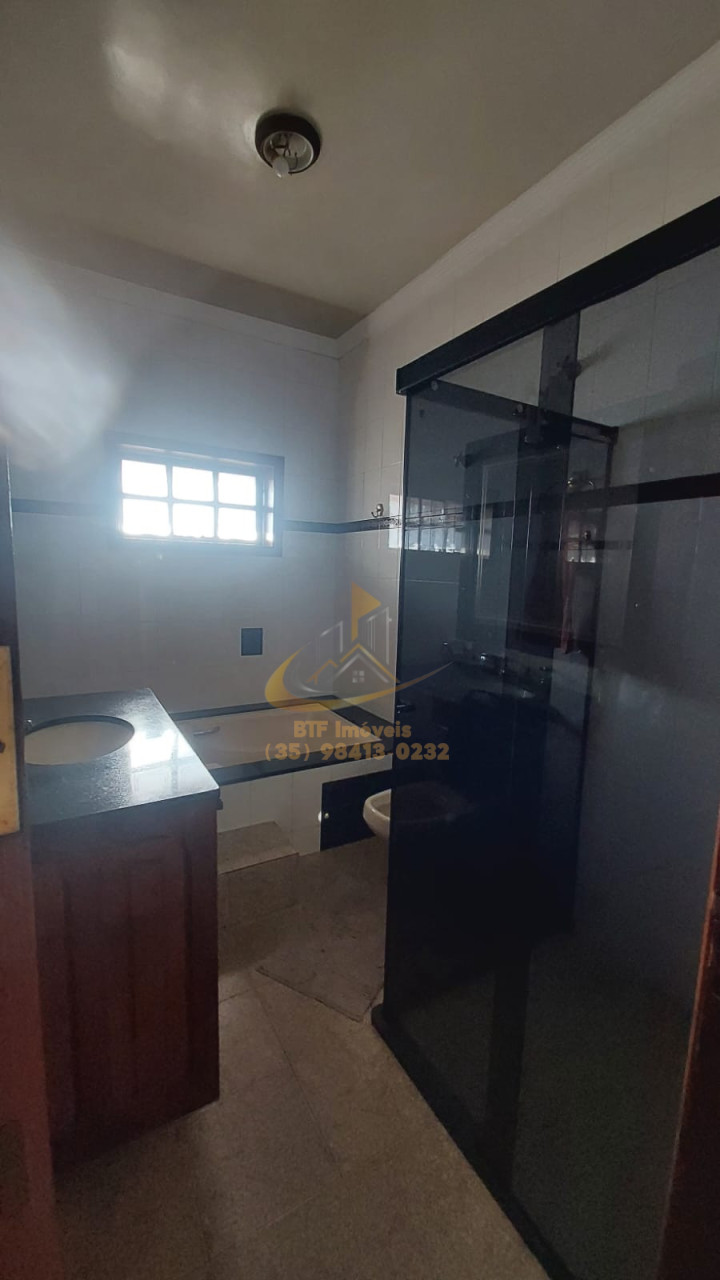 Imagens do imóveis CASA 04 QUARTOS SENDO 01 SUITE, GARAGEM - PROXIMO PREFEITURA LAVRAS