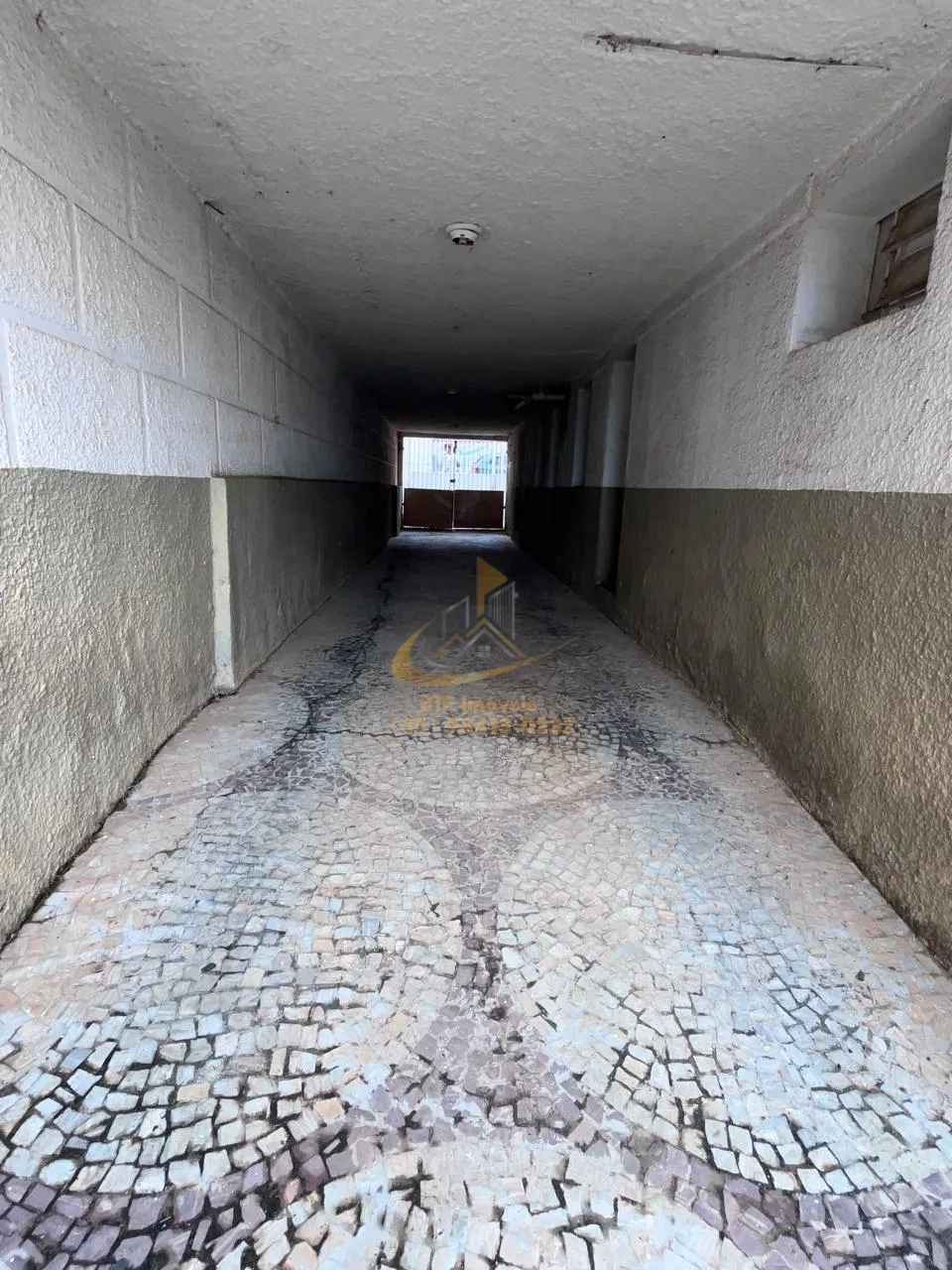 Imagens do imóveis salas / deposito - Comercial Centro Oportunidade com garagem -  salas,  banheiro