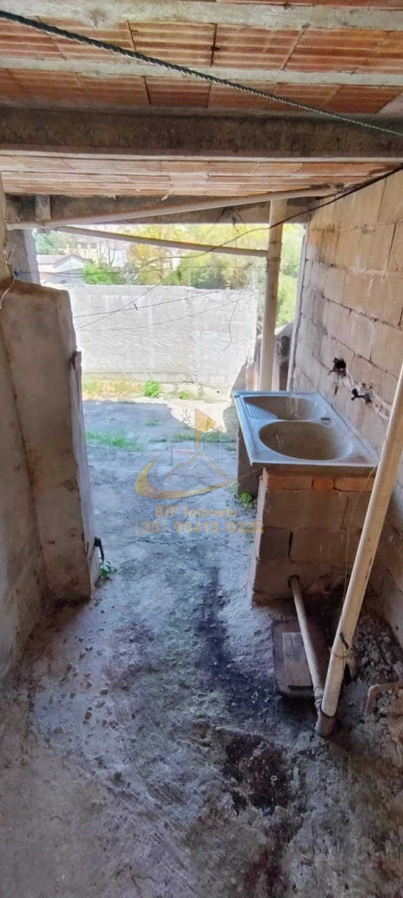 Imagens do imóveis CASA LOCAÇÃO 02 QUARTOS COZINHA,QUINTAL AREA SERVIÇO  - CENTRO LAVRAS