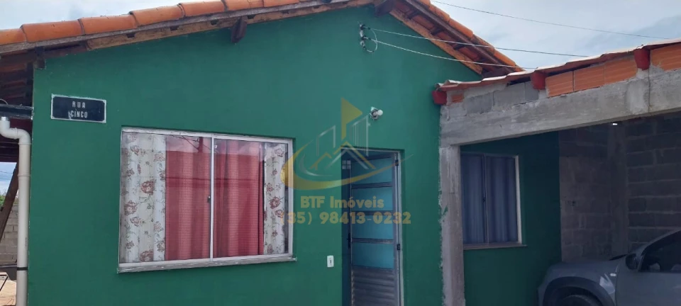 Imagens do imóveis casa  vista lago com melhorias; garagem, sala, cozinha 2 quartos, area serv, quintal