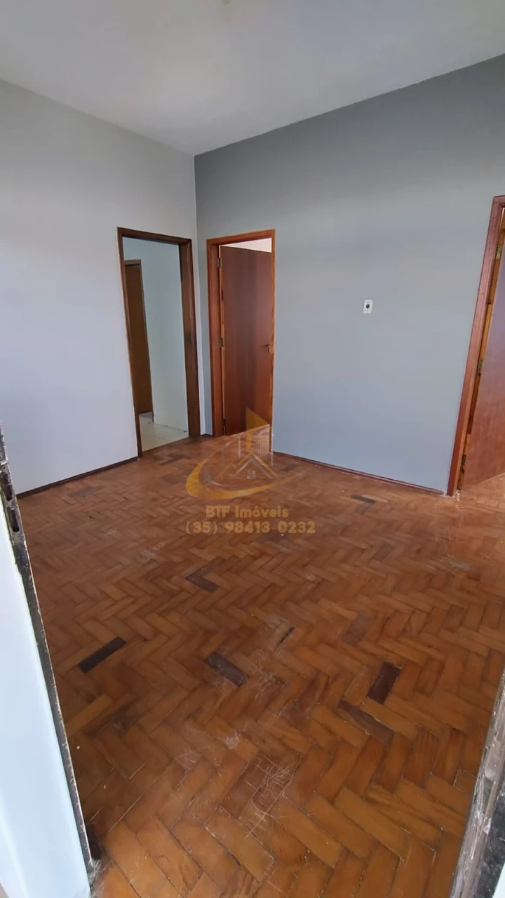 Imagens do imóveis CASA LOCAÇÃO JD GLORIA 3 QUARTOS, SALA, COZINHA, BANHEIRO, AREA SERV, QUINTAL,VARANDA, GARAGEM