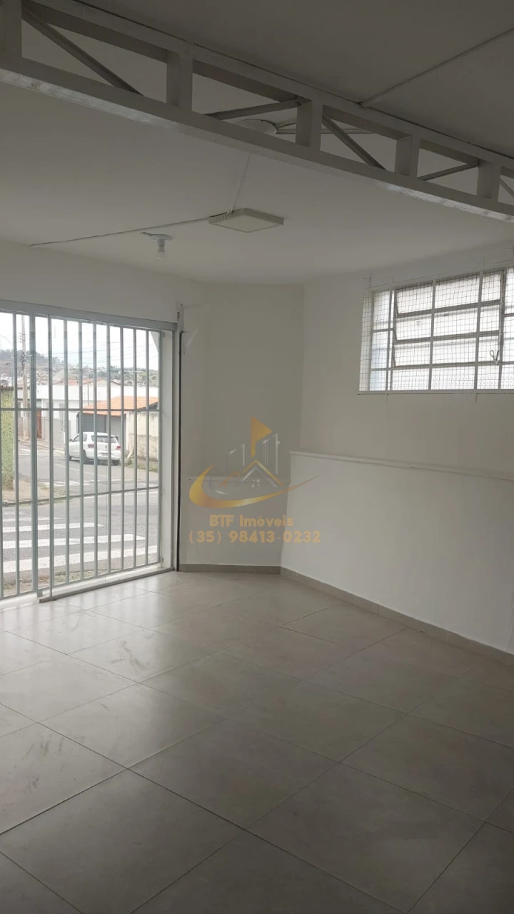 Imagens do imóveis STUDIO OU IMOVEL COMERCIAL COM PORTA DE VIDRO E PORTA AÇO VILA SAO FRANCISCO LAVRAS