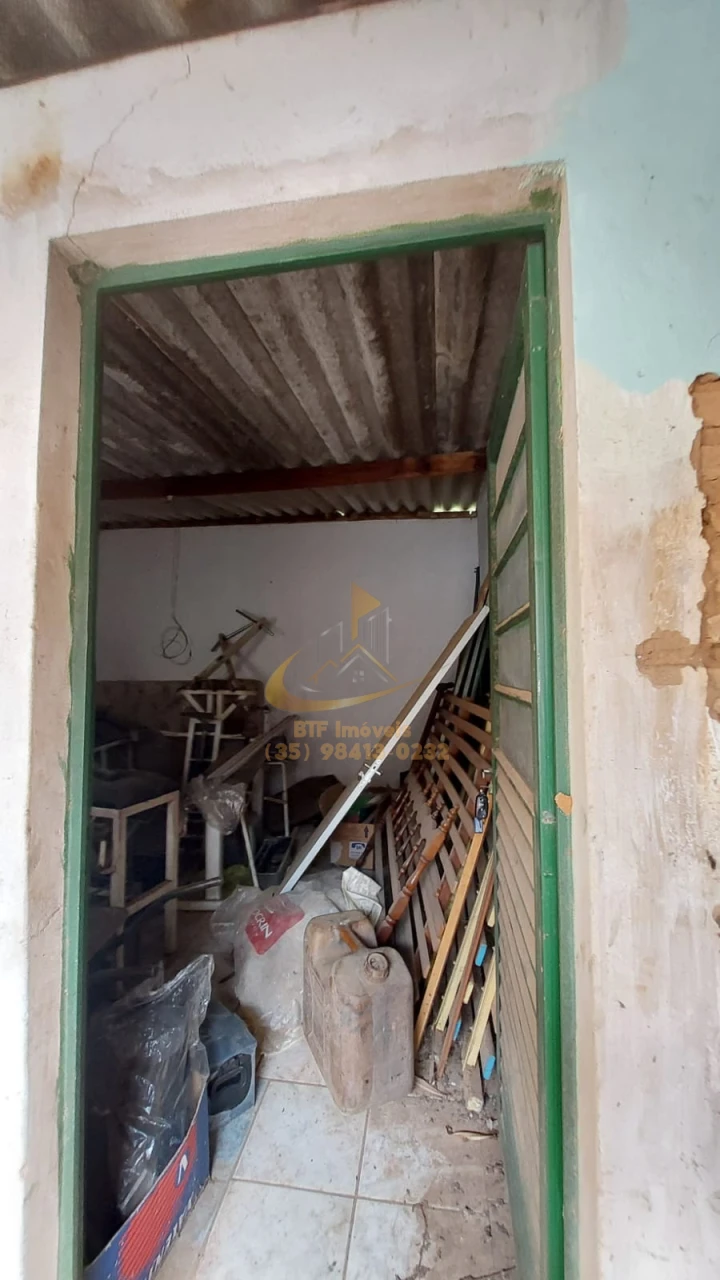 Imagens do imóveis TERRENO À VENDA +- 1040 METROS MURADO,  C/2  COMODOS E GARAGEM GRANDE - VL S FRANCISCO