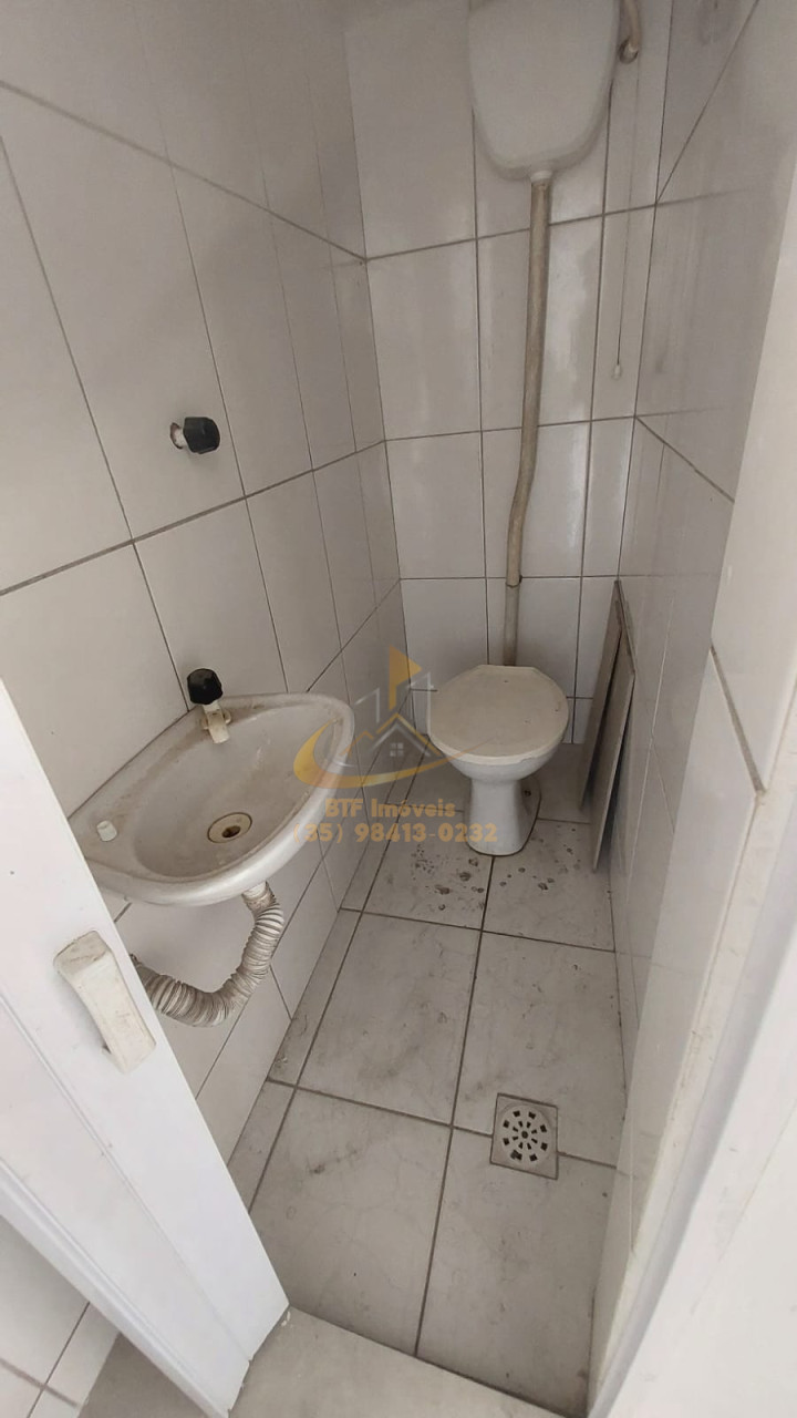 Imagens do imóveis STUDIO OU IMOVEL COMERCIAL COM PORTA DE VIDRO E PORTA AÇO VILA SAO FRANCISCO LAVRAS