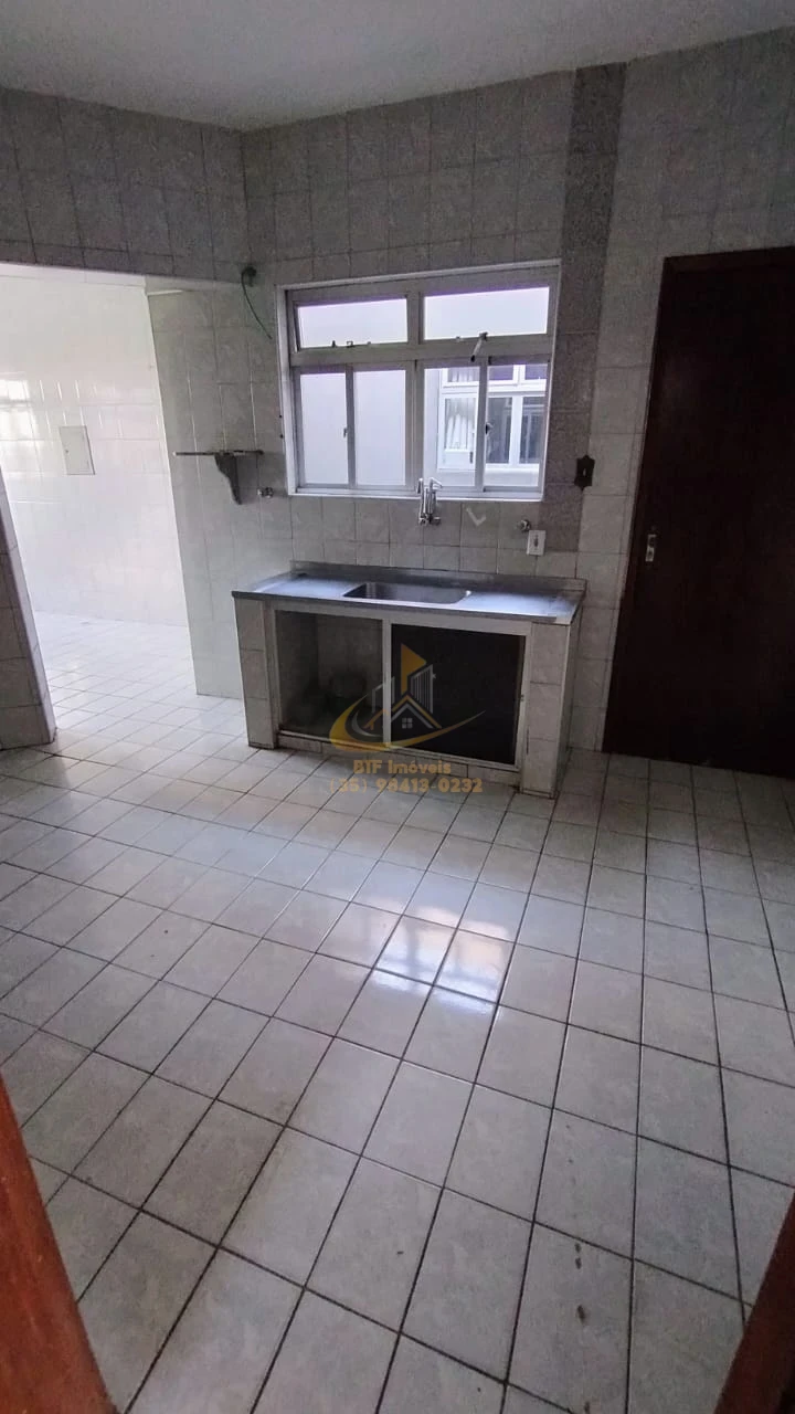 Imagens do imóveis APT0 LOCAÇÃO 3/4 SENDO 1 SUITE,SALA, COZINHA,BANH., AREA SERVIÇO, 1 GARAGEM