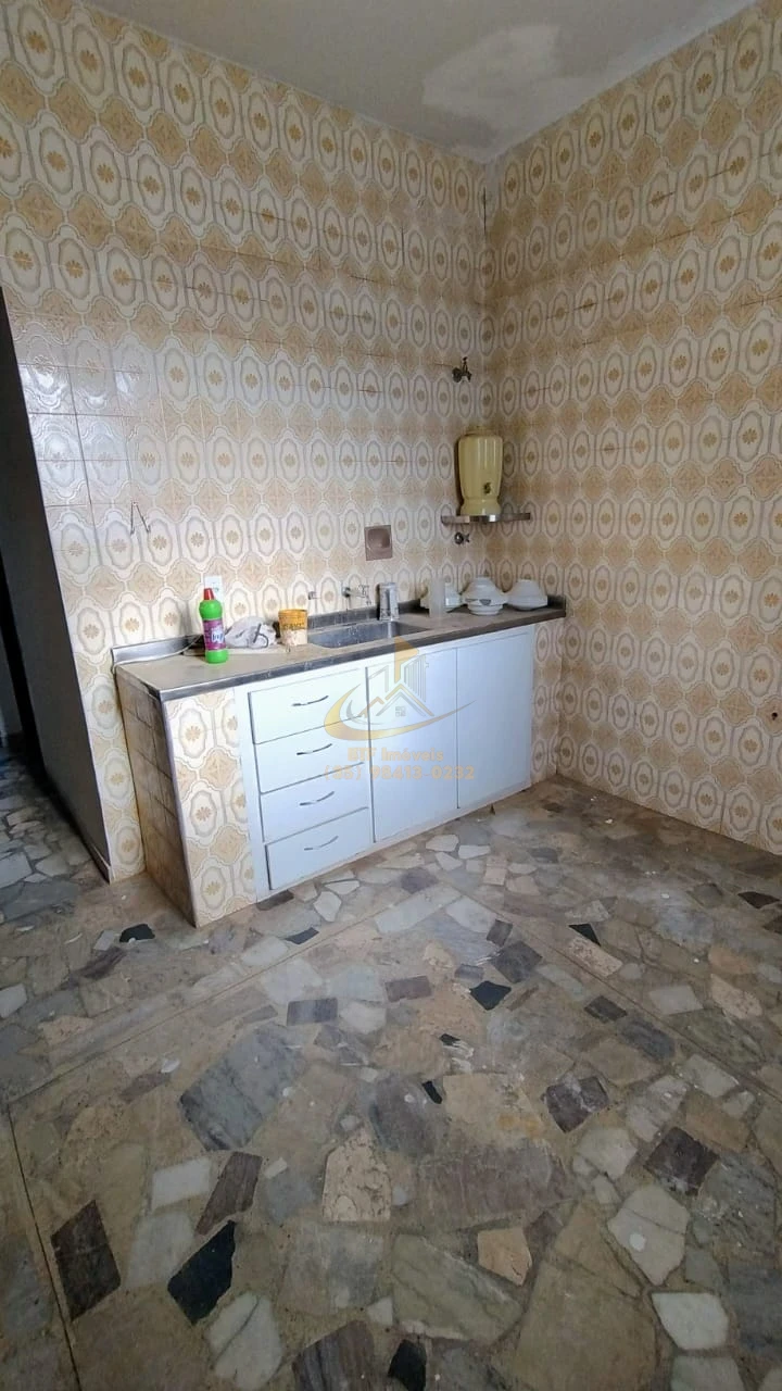 Imagens do imóveis CASA - APT0  LOCAÇÃO 3 QUARTOS, SALA, COPA, DESPENSA, BANHEIRO, COZINHA, AREA SERV. GARAGEM