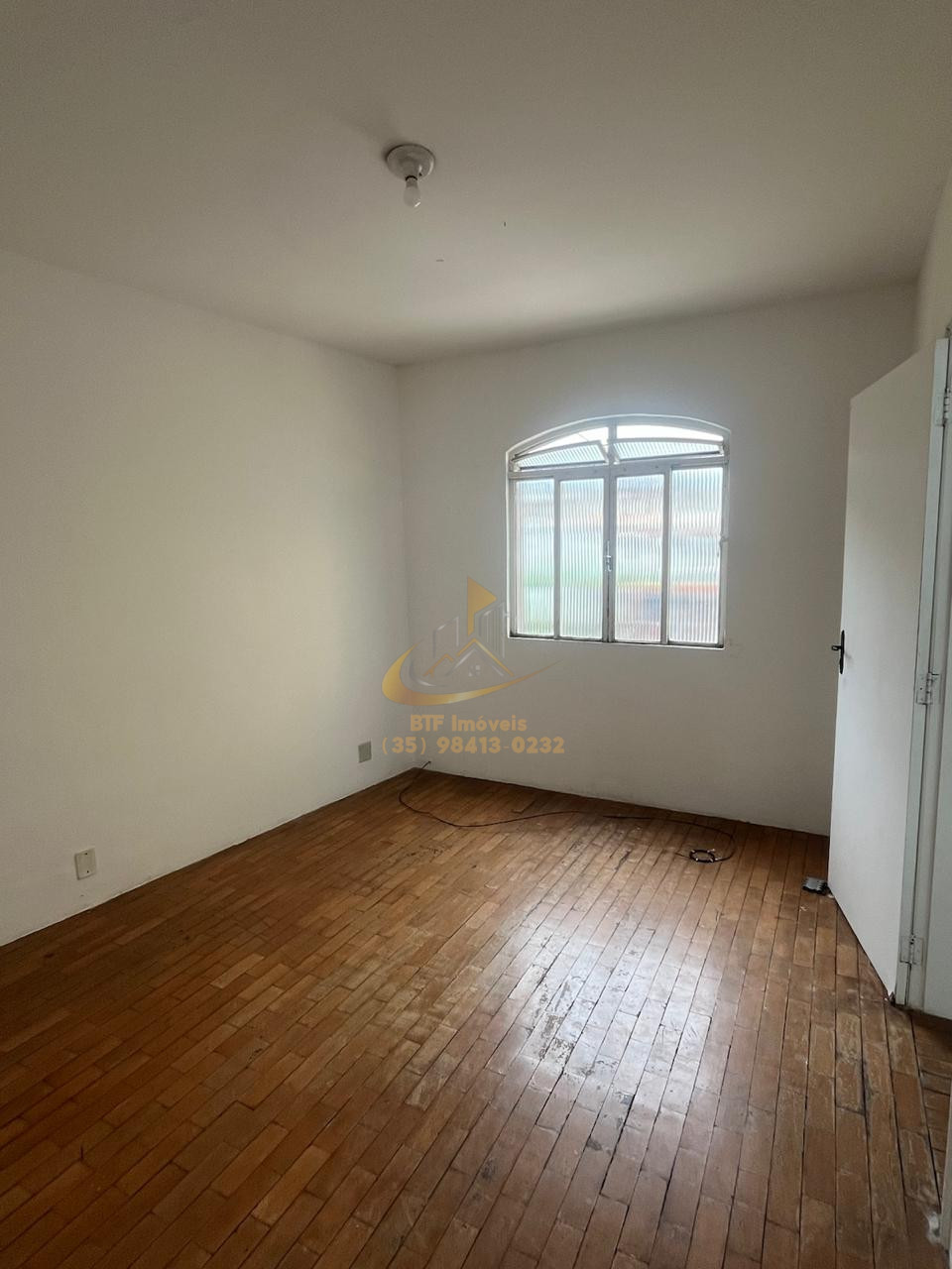 Imagens do imóveis CASA LOCAÇÃO VL SAO FRANCISCO 02 QUARTOS  - VILA SAO FRANCISCO -1,5 KM UFLA