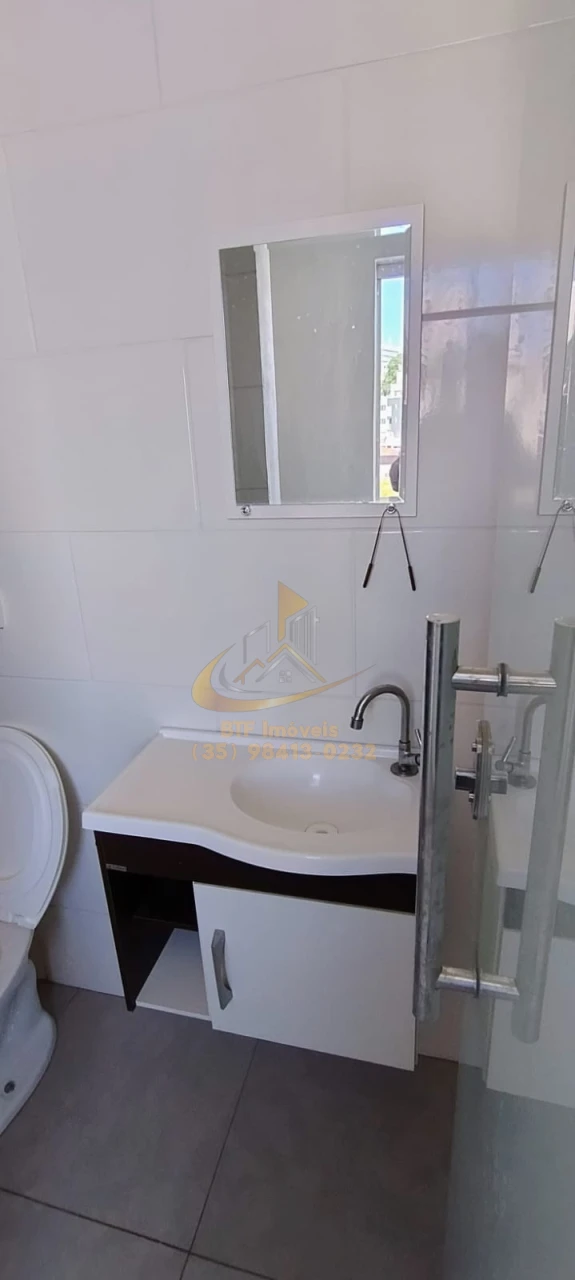 Imagens do imóveis apartamento locação N.S.Aparecida sala, 2/4, cozinh,banh, area serv. varanda, garagem moto