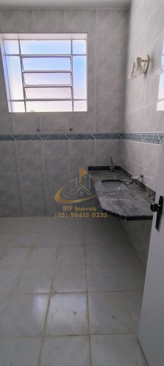 Imagens do imóveis locaçao CASA C ACESSIBILIDADE E 4 QUARTOS, 2 SALAS, BANH,COZINH,QUINTAL,TERRAÇO,GARAGEM