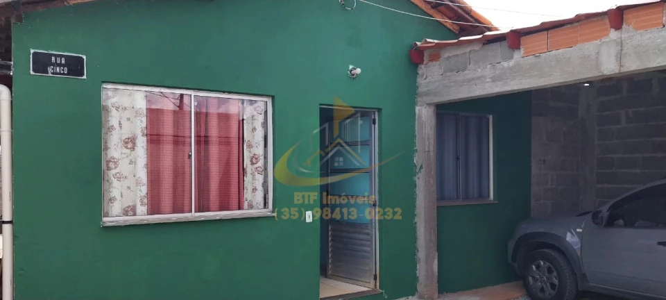 Imagens do imóveis casa  vista lago com melhorias; garagem, sala, cozinha 2 quartos, area serv, quintal